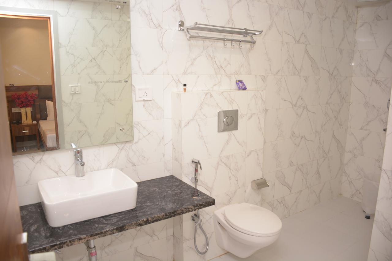 Hotel Golden Oasis - A Well Hygiene Property Paharganj Eksteriør billede