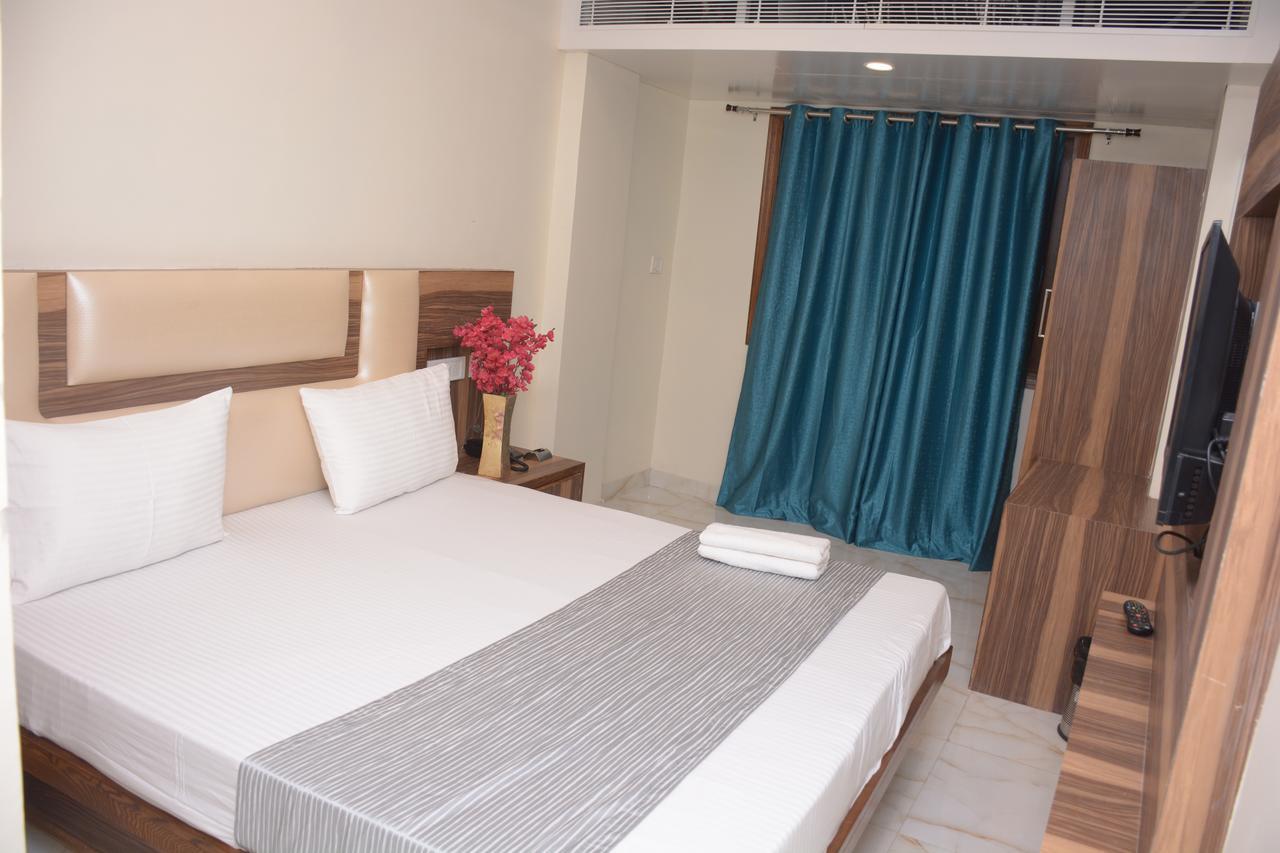 Hotel Golden Oasis - A Well Hygiene Property Paharganj Eksteriør billede